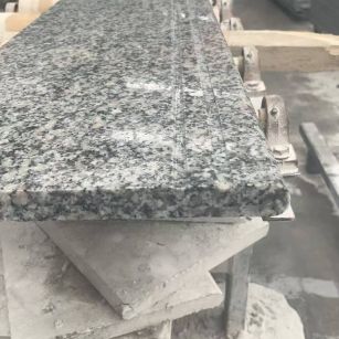 鸡西芝麻白楼梯踏步 芙蓉白