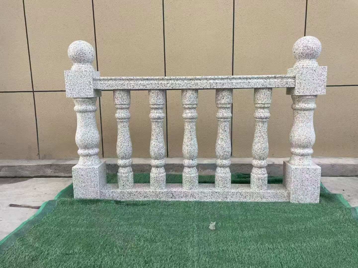 鸡西芝麻白阳台栏杆 花岗岩栏杆