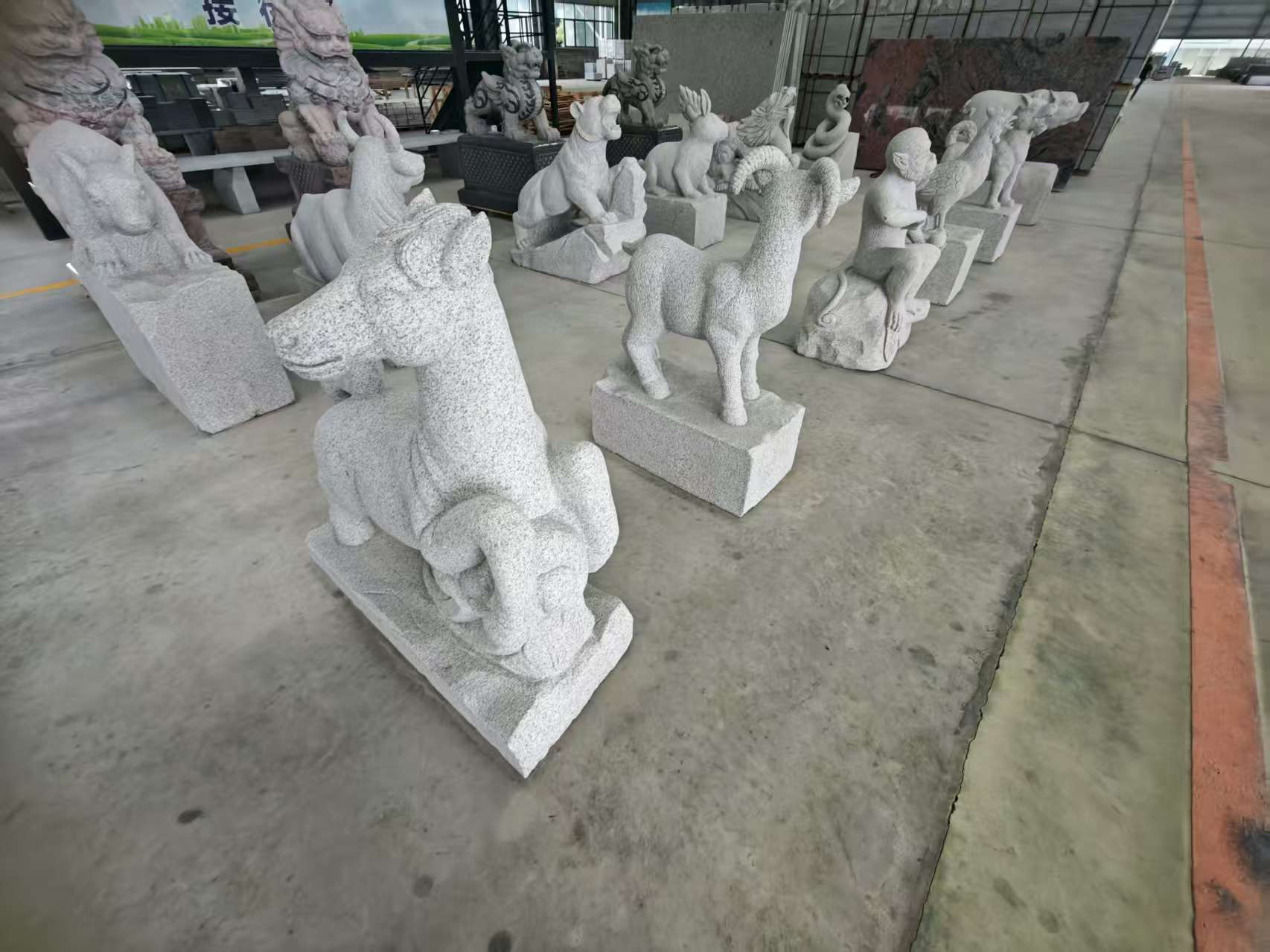 鸡西芝麻白雕刻 十二生肖 异形雕刻